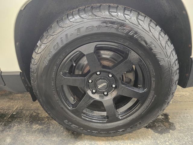 Used 2014 GMC Acadia SLE image 12