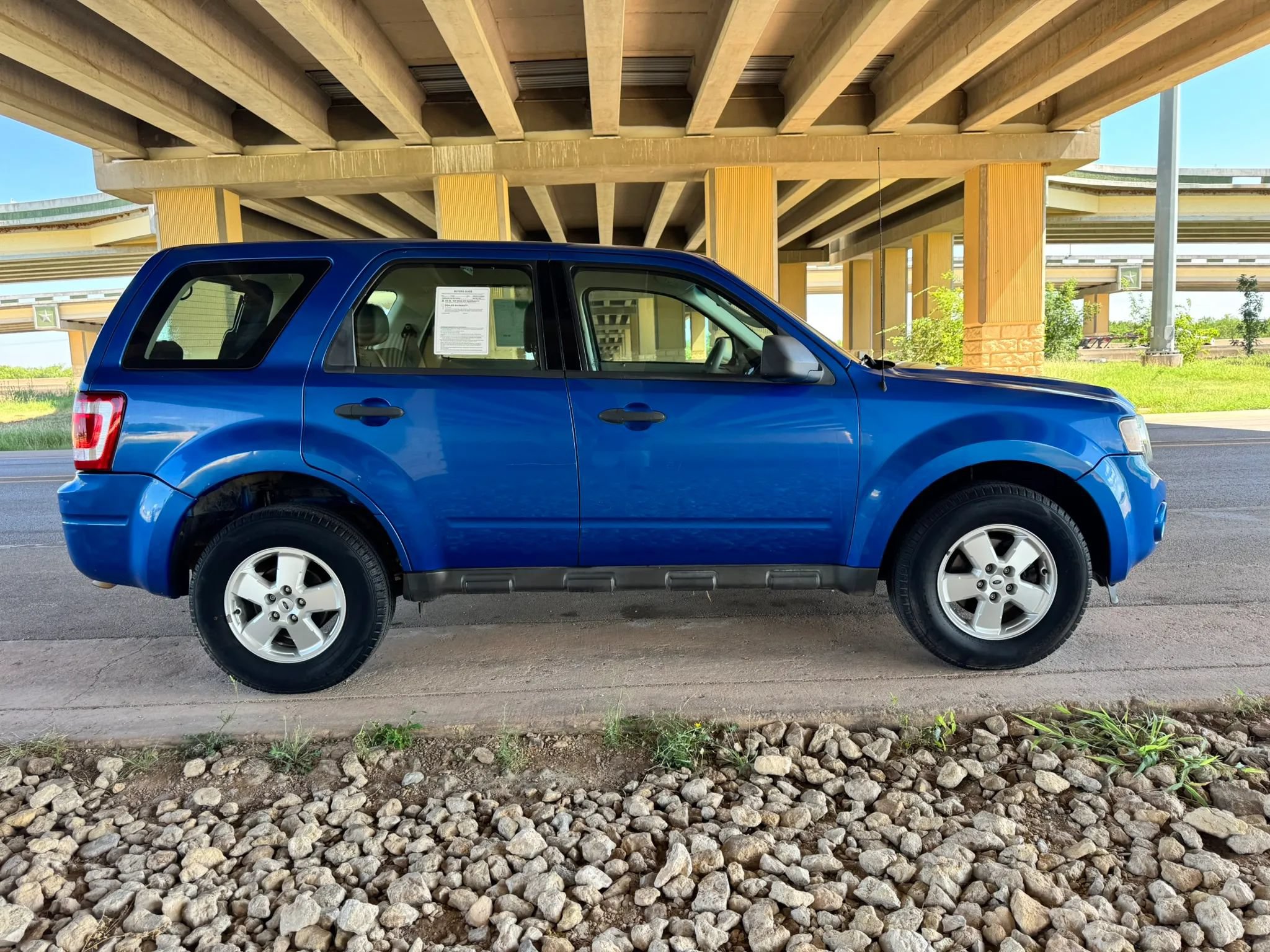 Used 2012 Ford Escape XLS FWD image 2