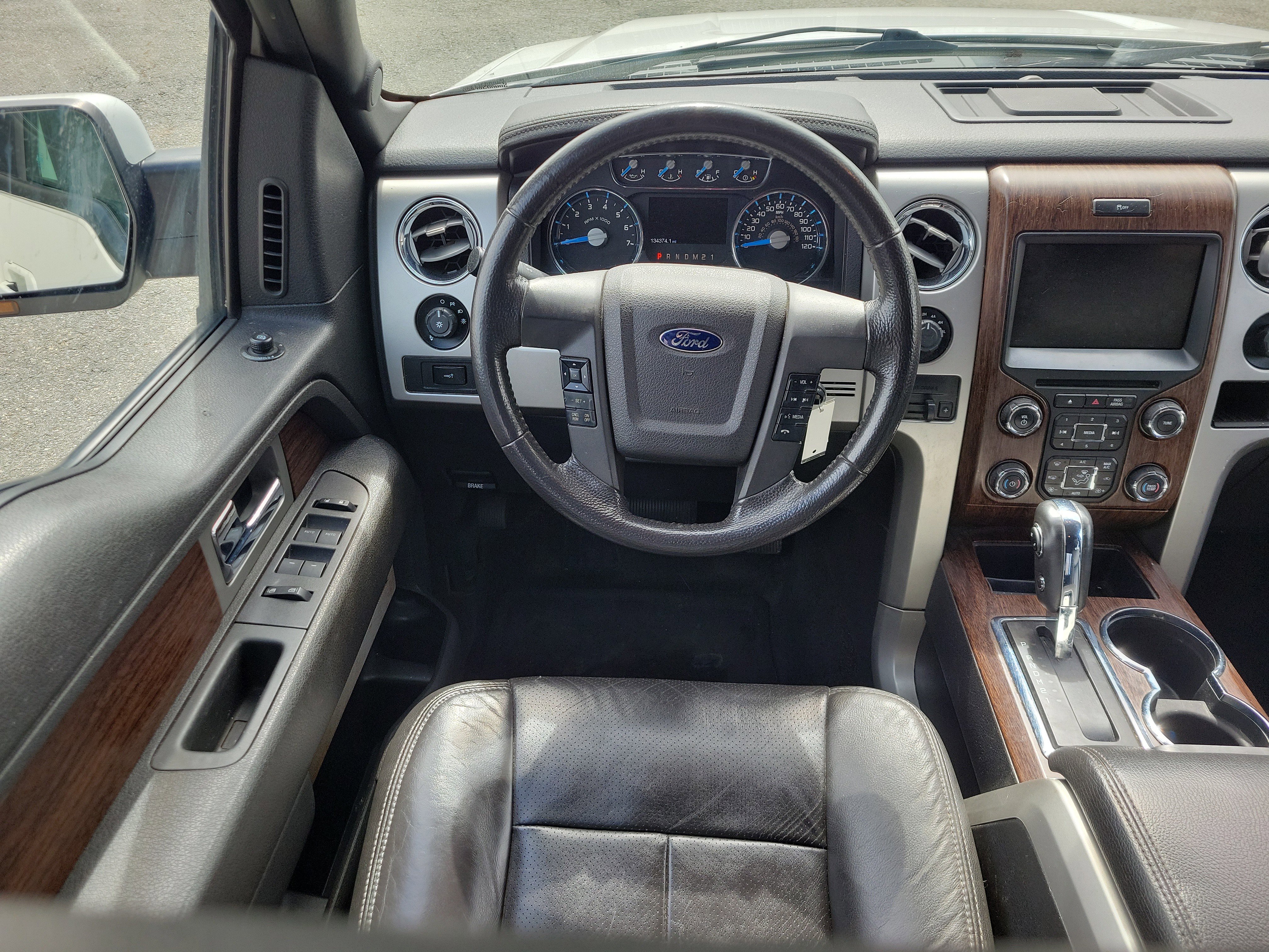 Used 2014 Ford F150 Lariat w/ Equipment Group 502A Luxury image 15