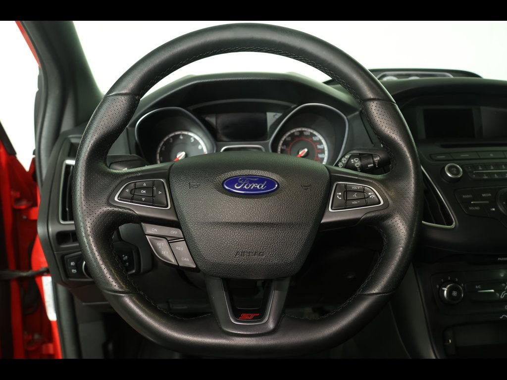 Used 2016 Ford Focus ST image 8