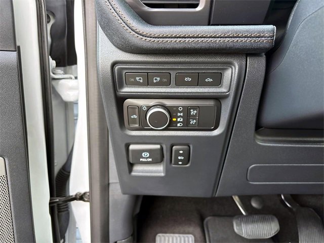 Used 2022 Ford F150 Lightning Lariat w/ Equipment Group 511A High image 19