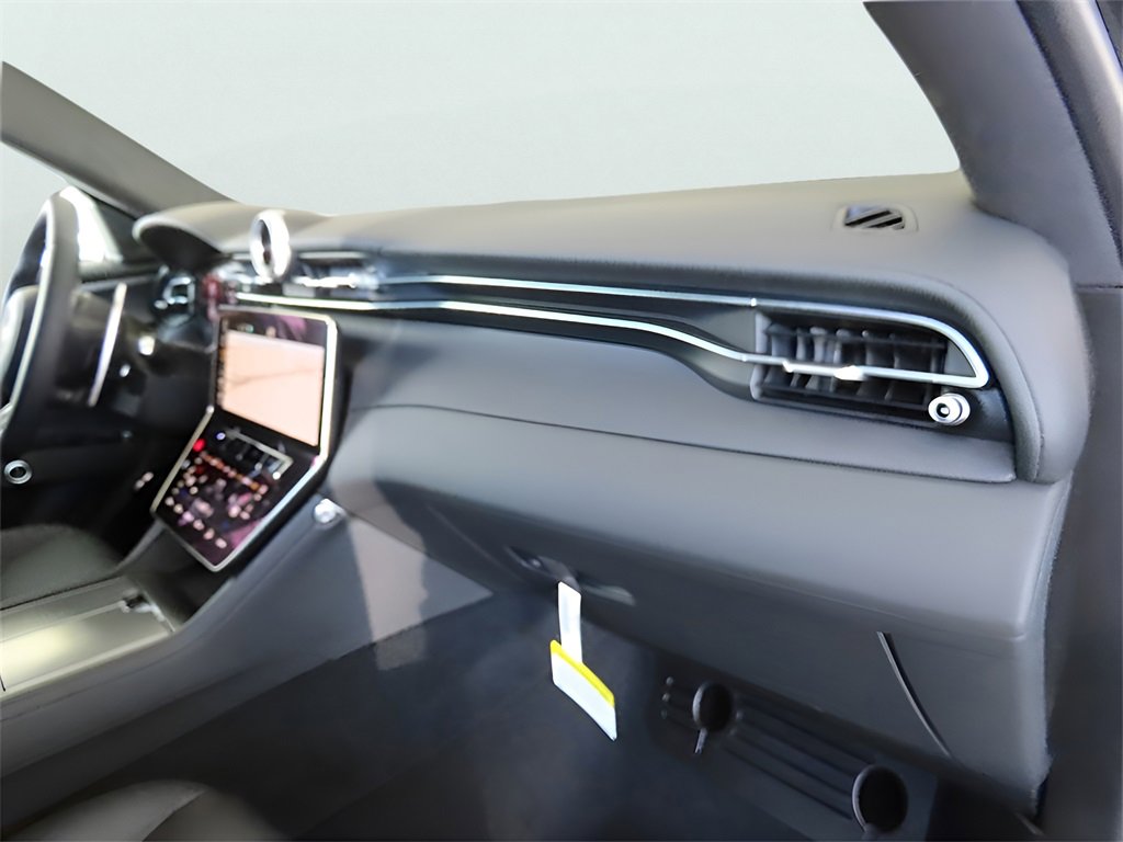 New 2024 Maserati Grecale GT image 10