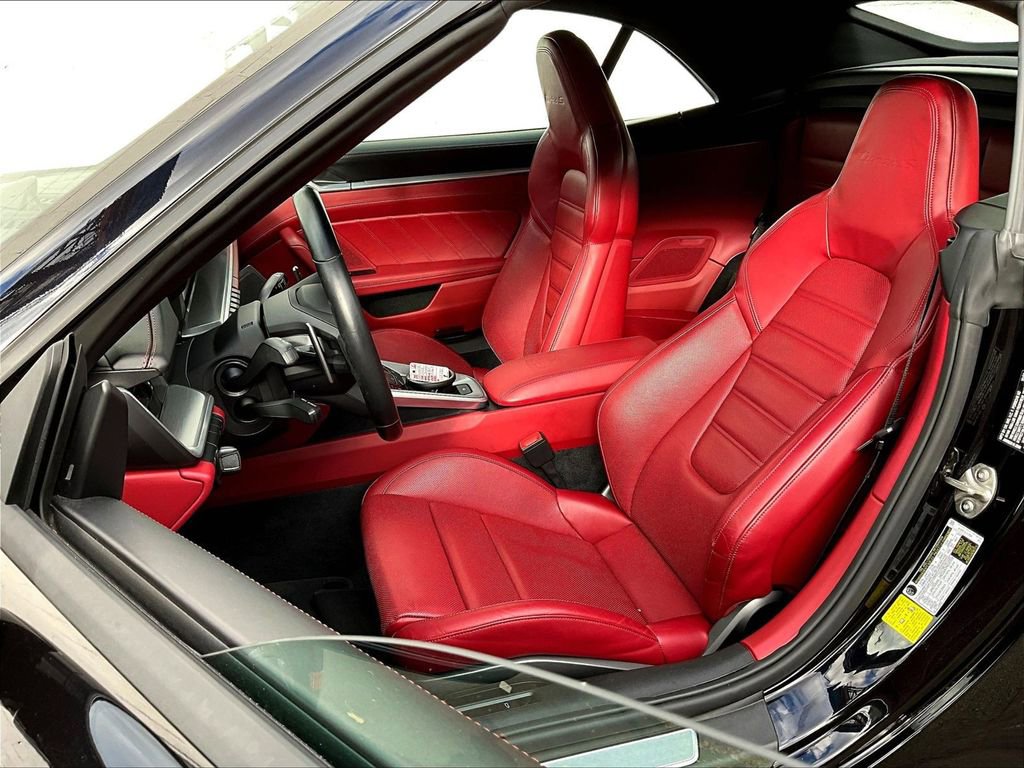 Certified 2022 Porsche 911 Turbo S image 5