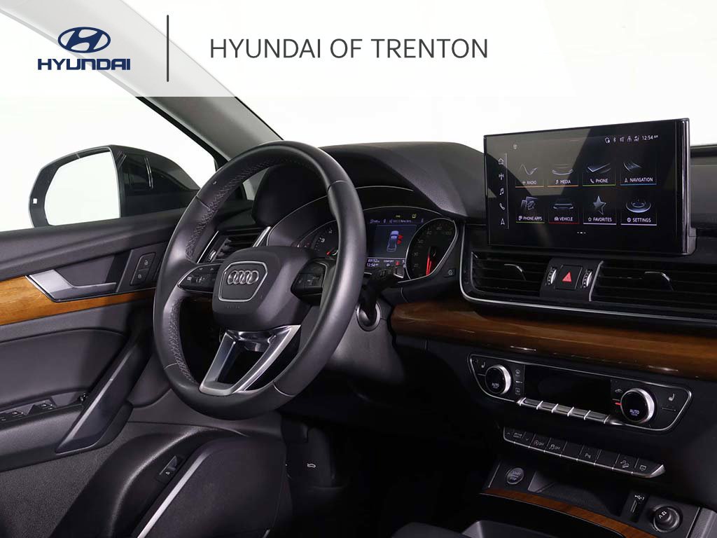 Used 2023 Audi Q5 2.0T Premium w/ Convenience Package AWD/4WD image 27