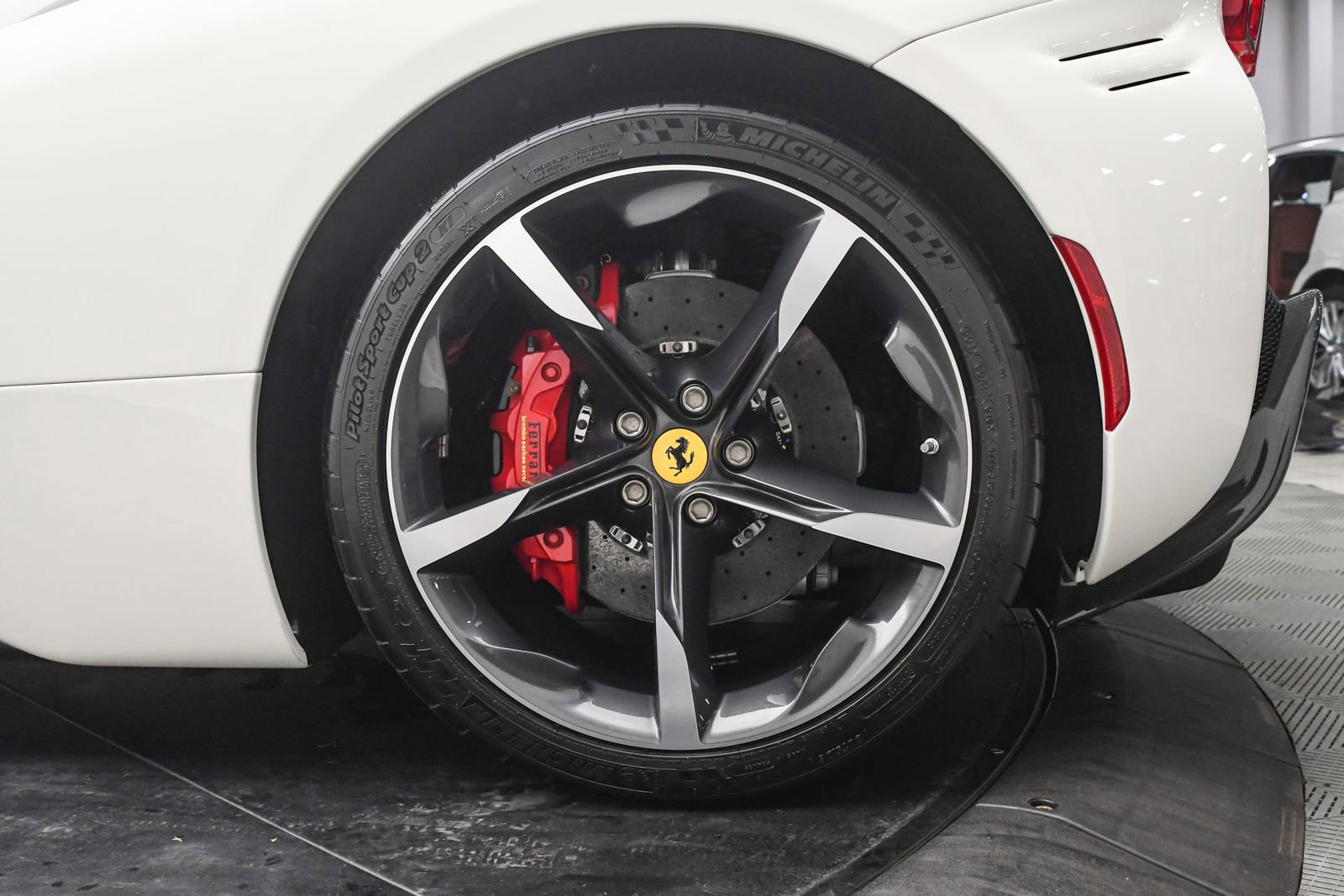 Used 2023 Ferrari SF90 Spider Bianco Avus image 34