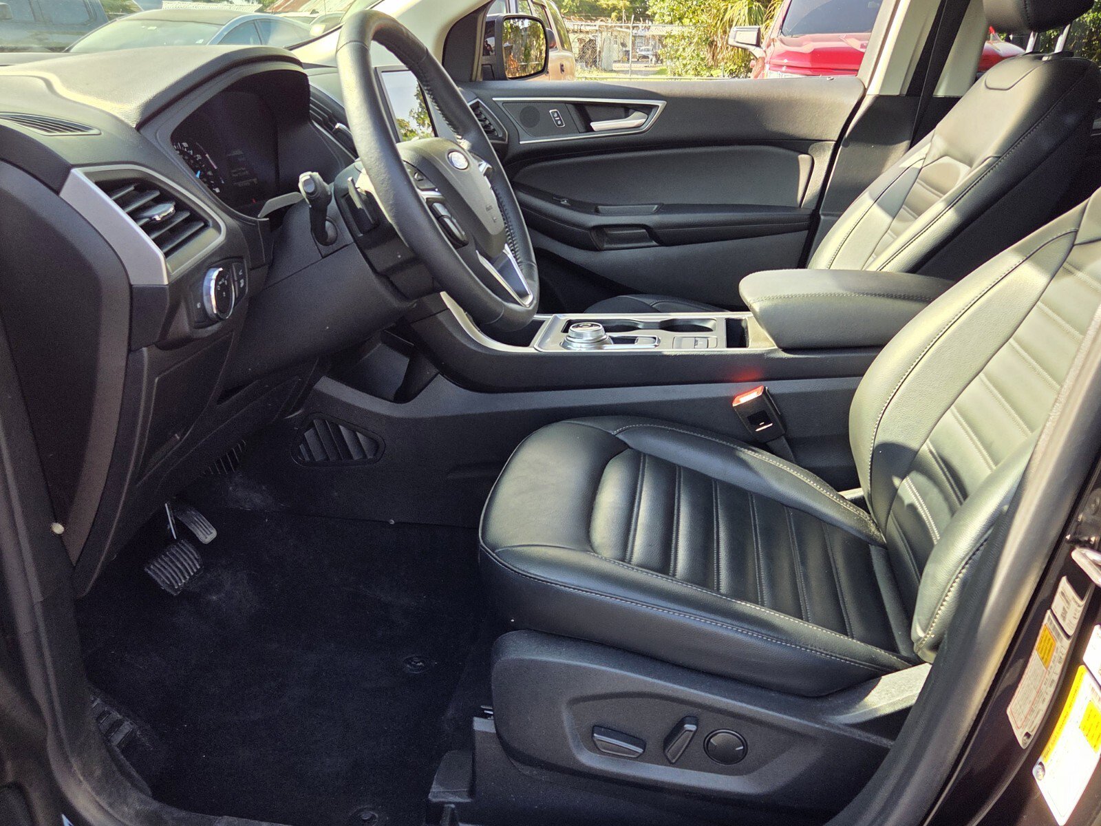 Used 2023 Ford Edge SEL w/ Convenience Package AWD/4WD image 9