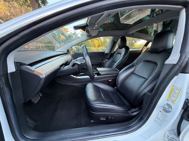 Used 2018 Tesla Model 3 Long Range image 27