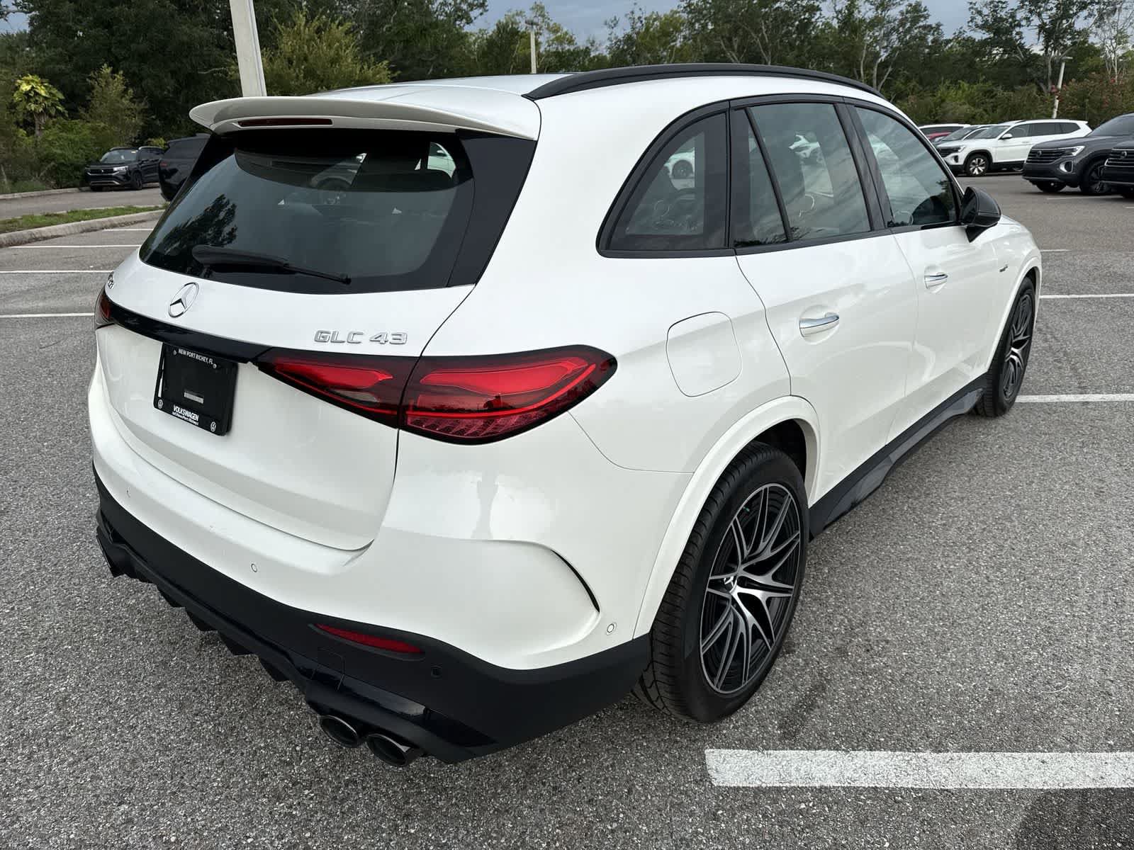 Used 2025 Mercedes-Benz GLC 43 AMG 4MATIC image 14