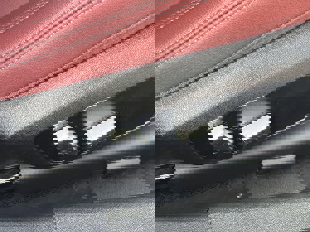 Used 2023 BMW 330e 330e image 42