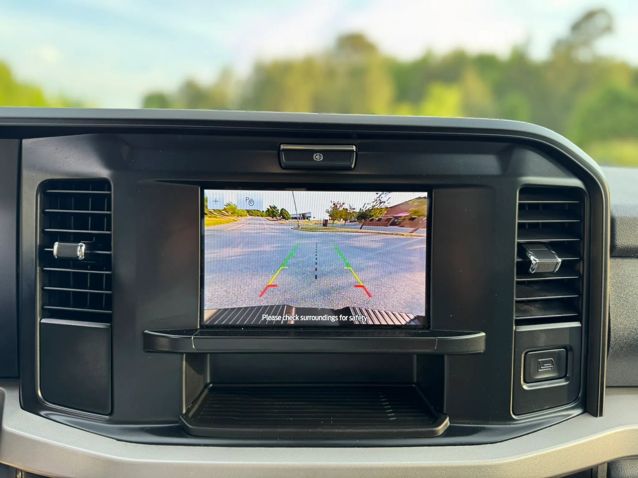 Used 2025 Ford F250 XLT AWD/4WD image 18