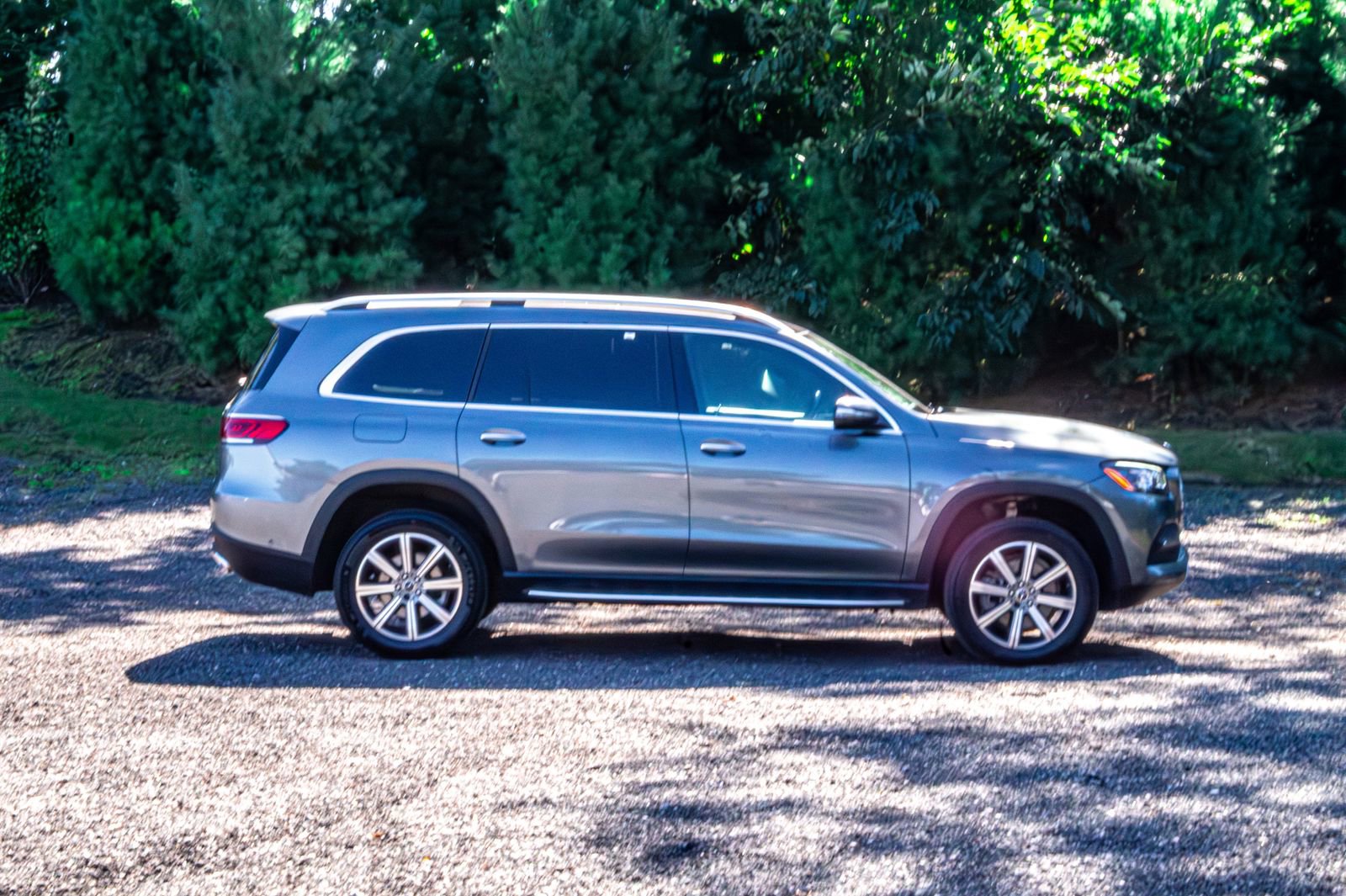 Used 2021 Mercedes-Benz GLS 450 4MATIC image 10