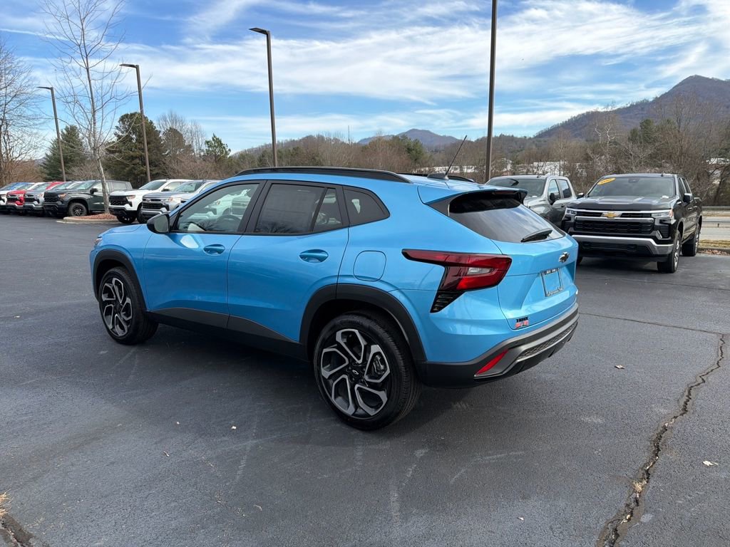 New 2025 Chevrolet Trax RS w/ Driver Confidence Package image 3