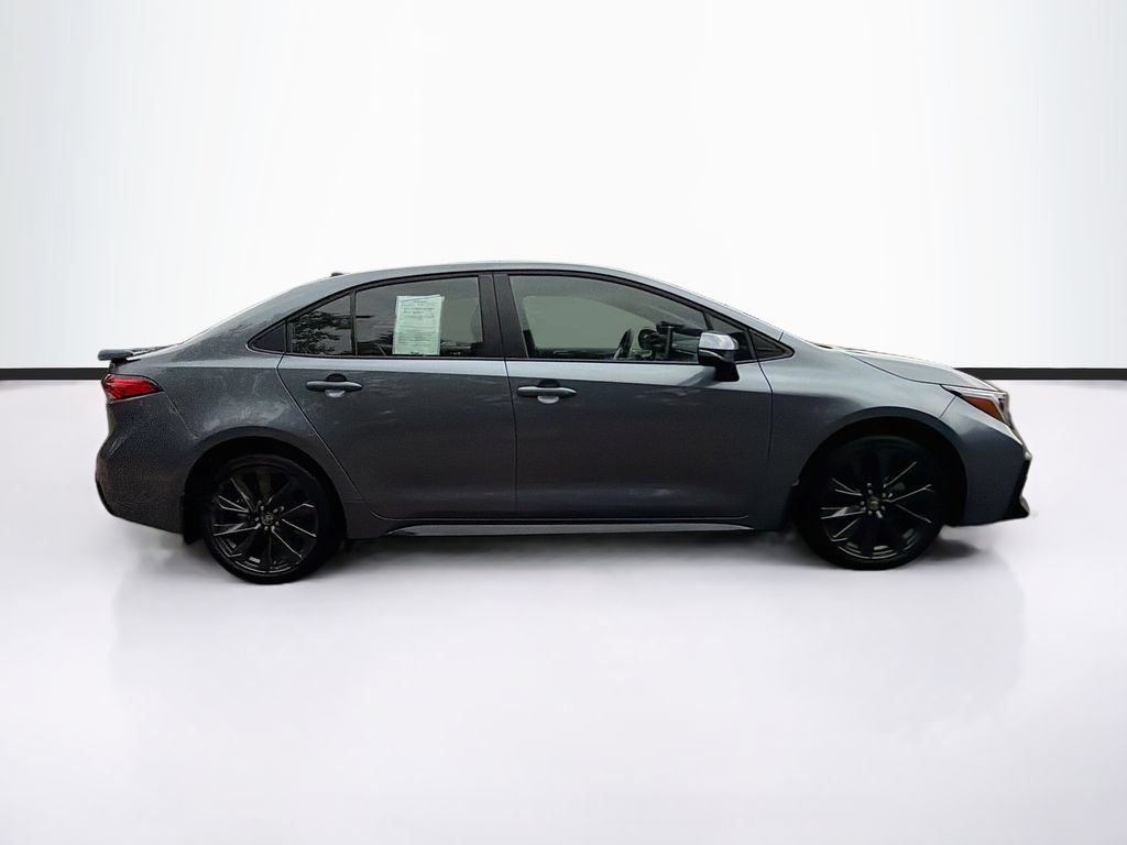 Used 2026 Toyota Corolla SE w/ SE Package FWD image 4