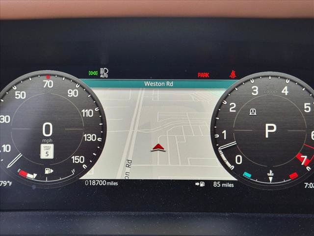 Used 2024 Land Rover Defender 110 X-Dynamic SE AWD/4WD image 16