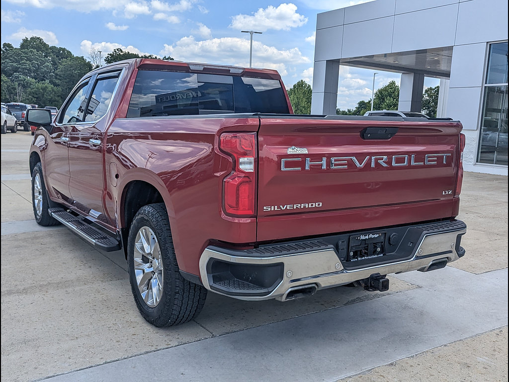 Used 2021 Chevrolet Silverado 1500 LTZ w/ LTZ Premium Package AWD/4WD image 8