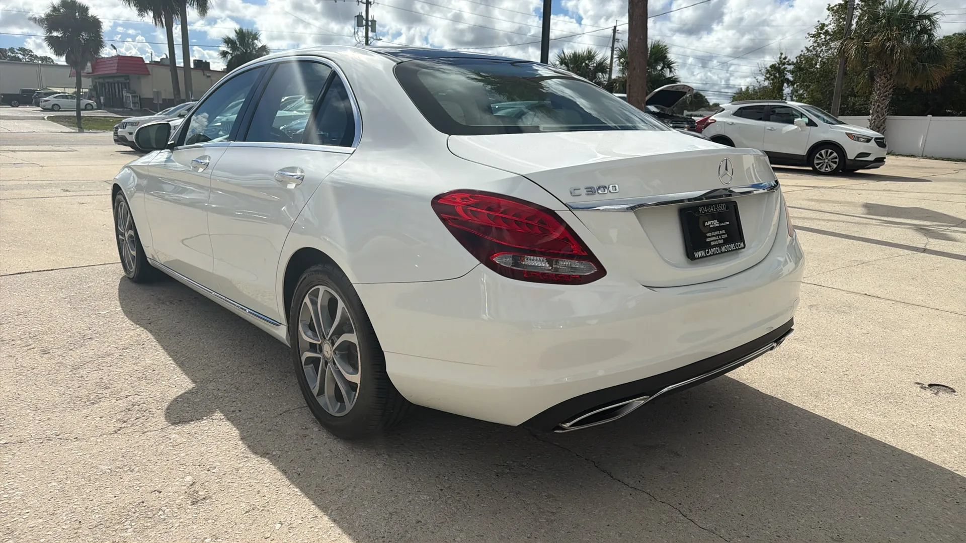 Used 2017 Mercedes-Benz C 300 Sedan image 3