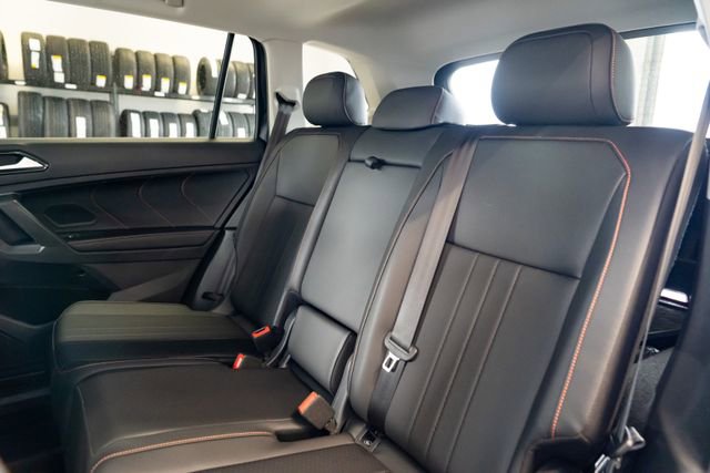 Used 2024 Volkswagen Tiguan Wolfsburg Edition image 26