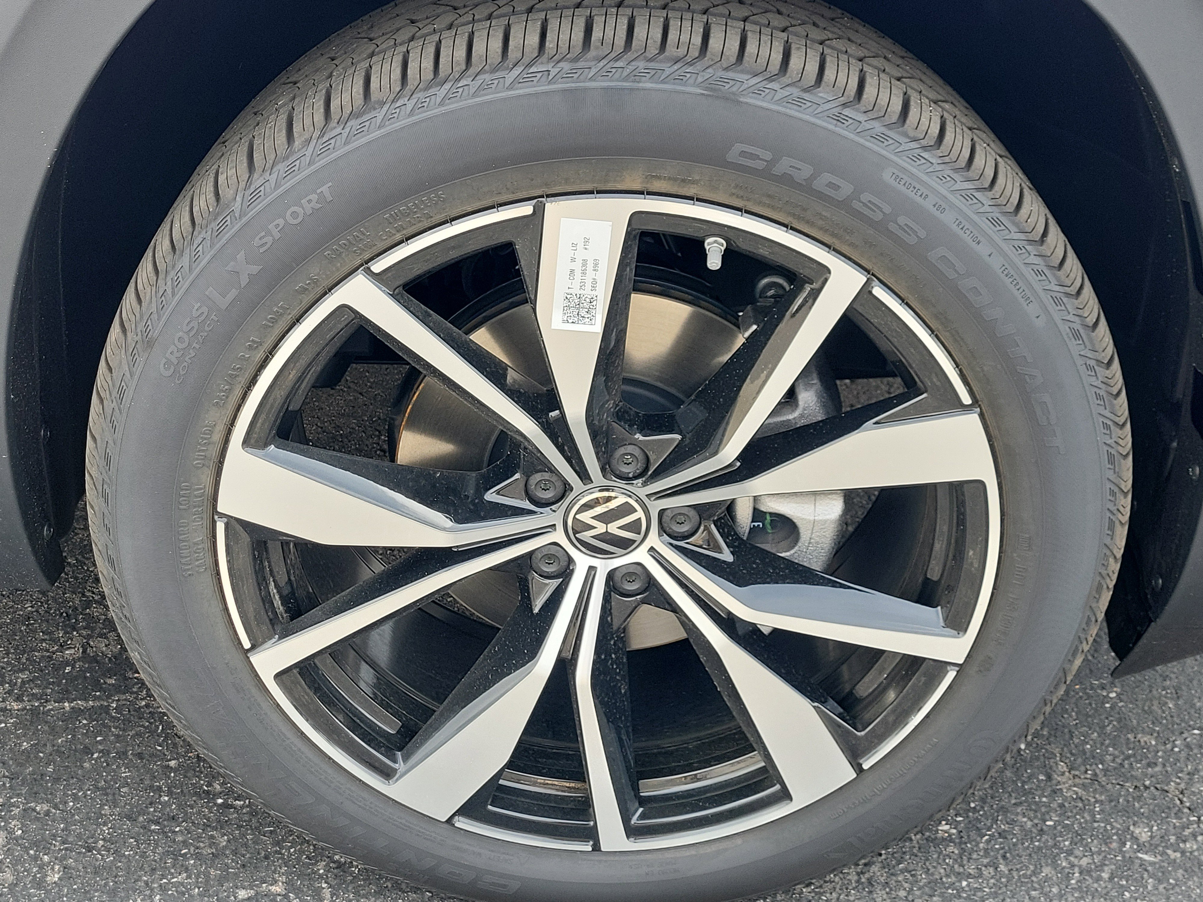 New 2026 Volkswagen Atlas SEL Premium R-Line image 28