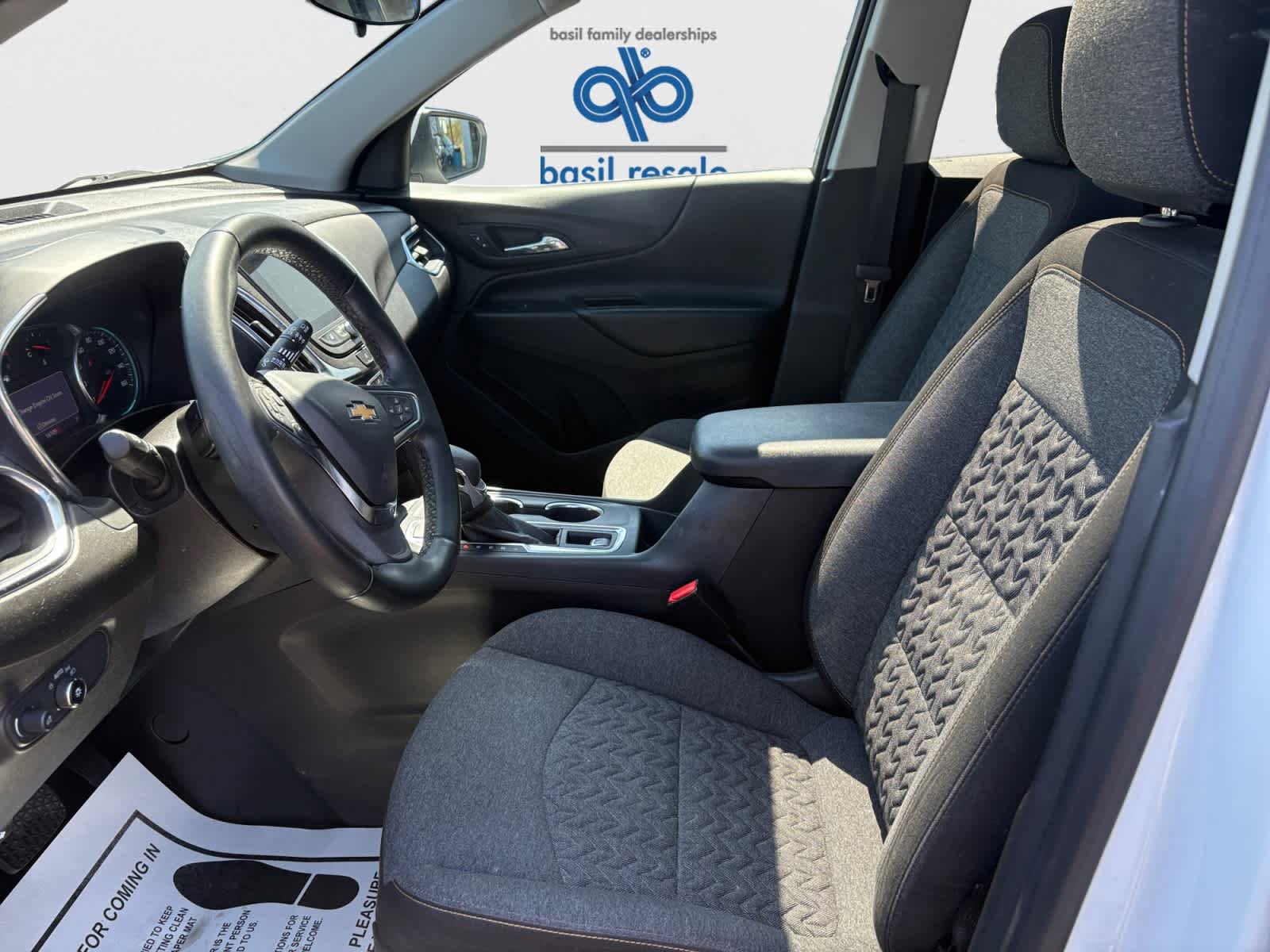 Used 2023 Chevrolet Equinox LT AWD/4WD image 8