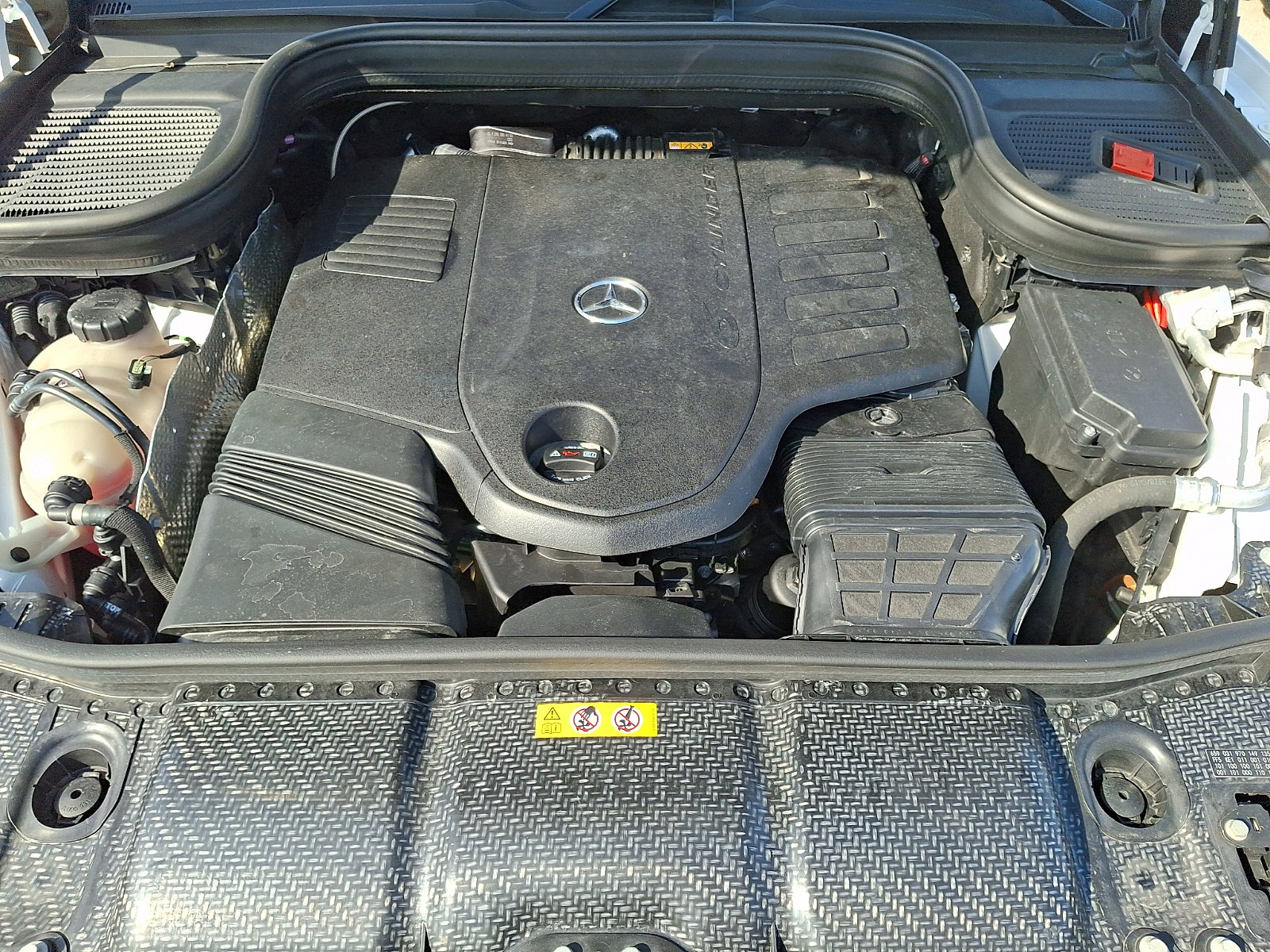 Used 2024 Mercedes-Benz GLS 450 4MATIC image 29