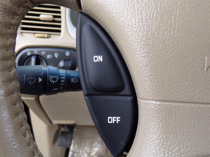 Used 2004 Ford Explorer Sport Trac XLT AWD/4WD image 56