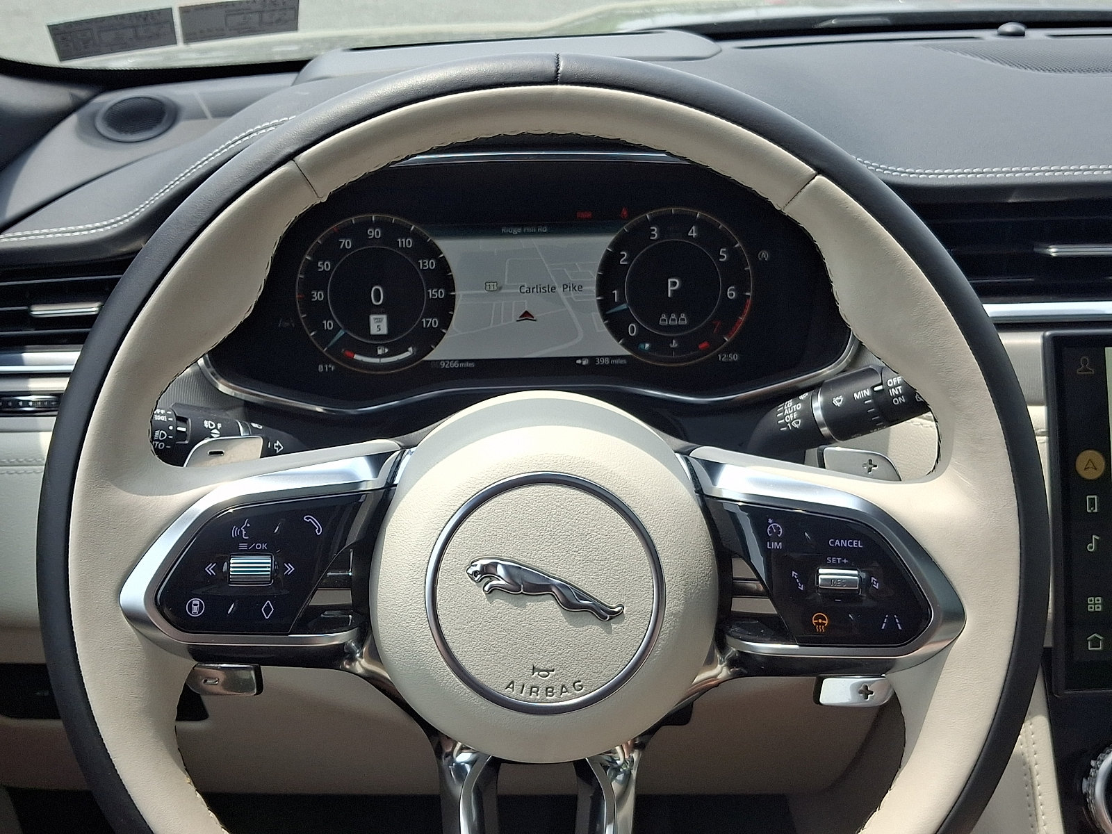 Used 2026 Jaguar F-PACE R-Dynamic S AWD/4WD image 19