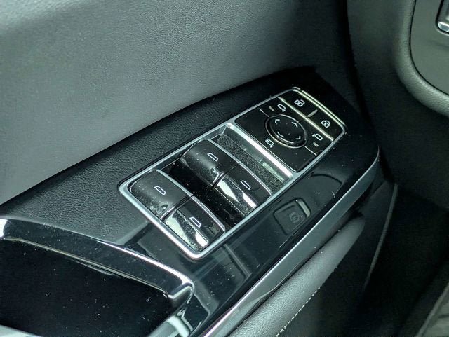 New 2026 Cadillac Escalade ESV Sport w/ LPO, ONYX Package AWD/4WD image 27