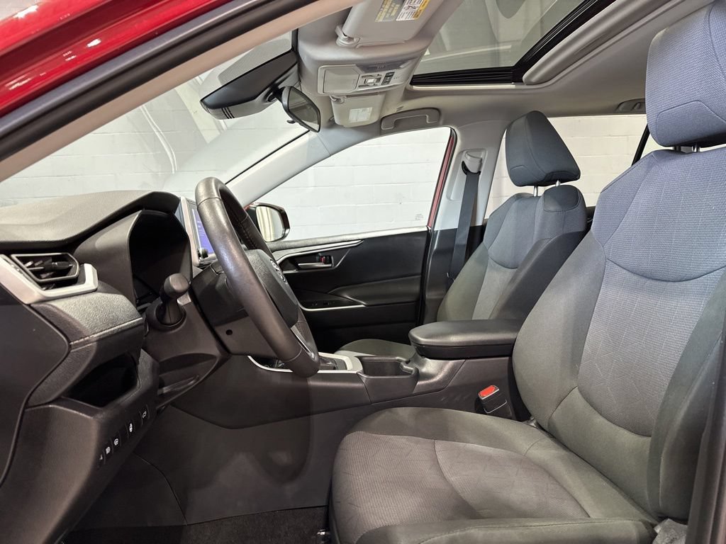 Certified 2025 Toyota RAV4 XLE w/ Convenience Package AWD/4WD image 13