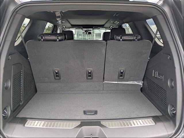 New 2026 GMC Yukon Denali w/ Sun & Power Step Package AWD/4WD image 14