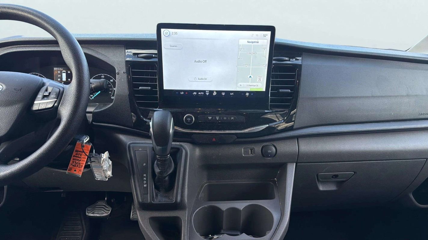 Used 2023 Ford Transit 350 XLT image 10