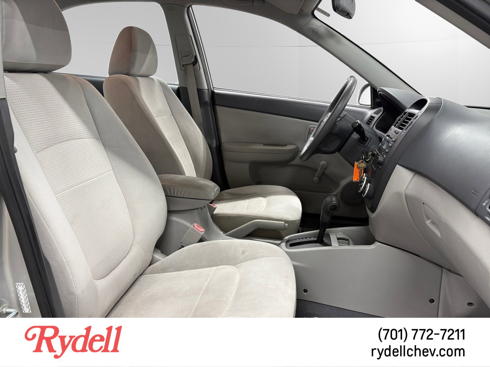 Used 2009 Kia Spectra LX FWD image 16
