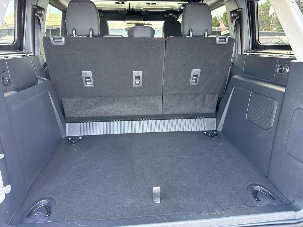 Used 2025 Ford Bronco Big Bend image 8