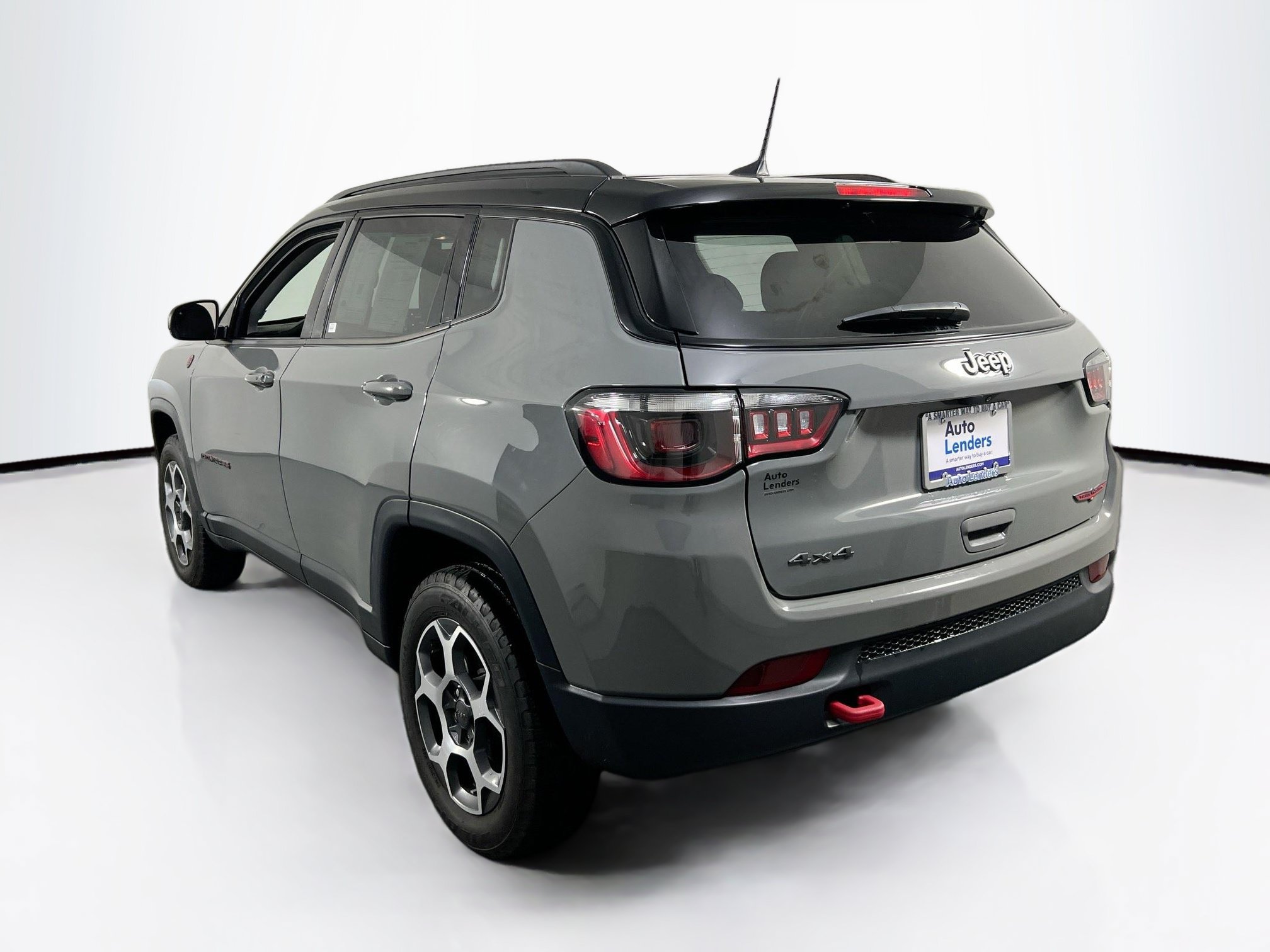 Used 2022 Jeep Compass Trailhawk AWD/4WD image 7