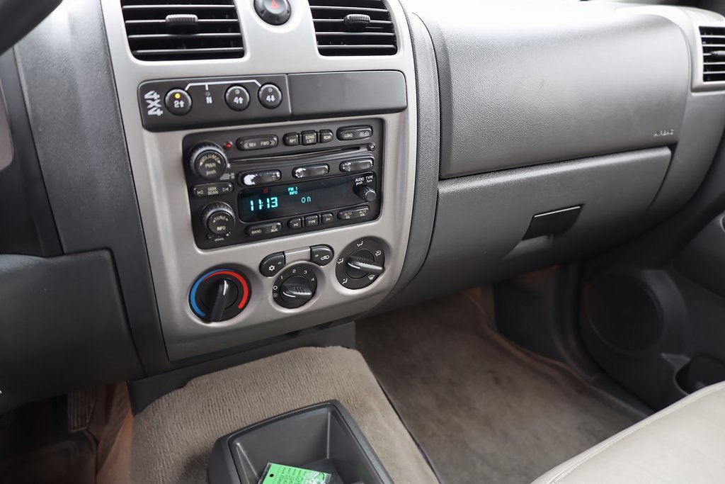 Used 2005 Chevrolet Colorado LS image 15
