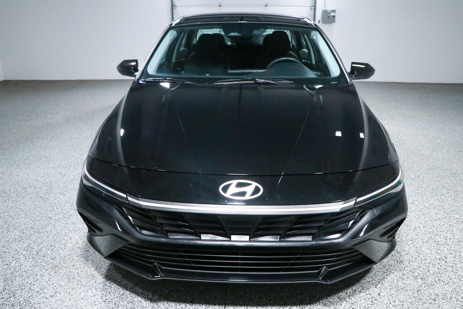 Used 2024 Hyundai Elantra SEL FWD image 4