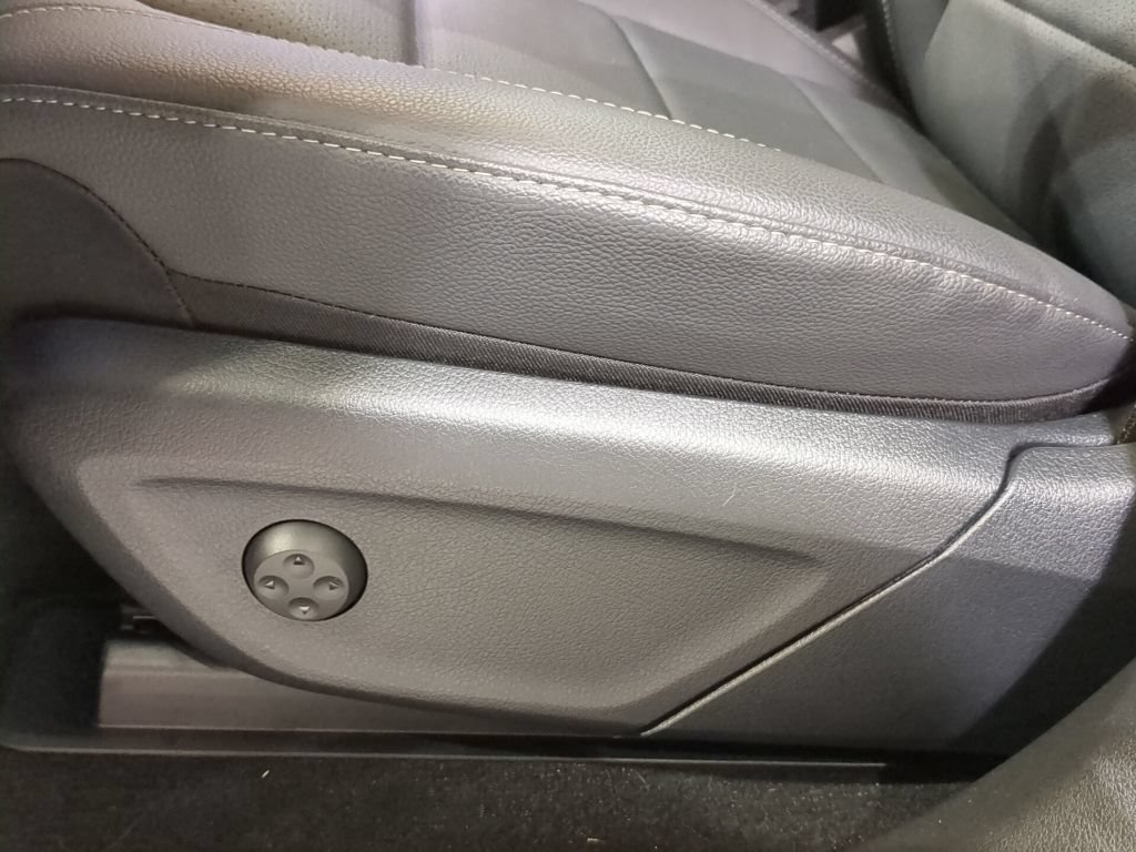 Used 2026 Mercedes-Benz GLE 350 4MATIC image 17
