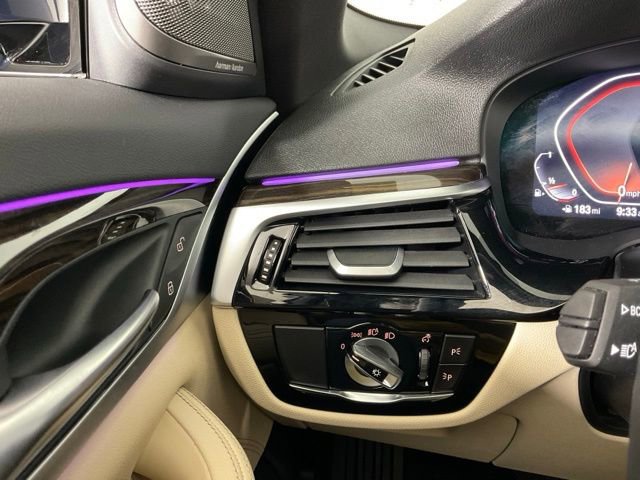 Certified 2023 BMW 530i xDrive w/ Premium Package AWD/4WD image 28