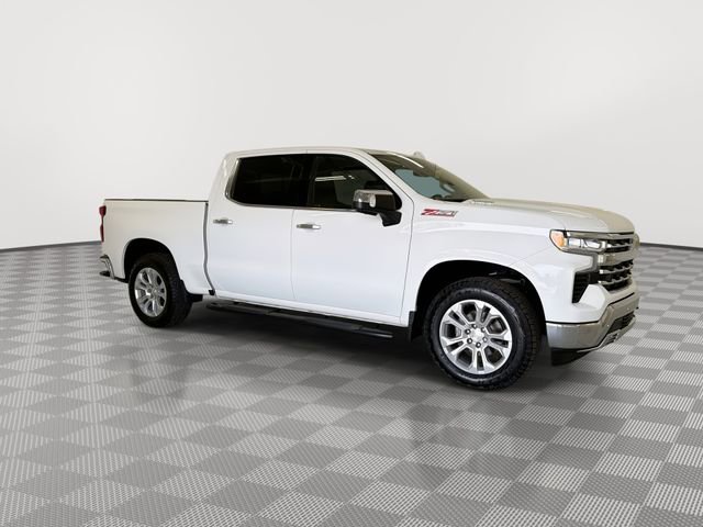 Used 2022 Chevrolet Silverado 1500 LTZ w/ LTZ Premium Package AWD/4WD image 13