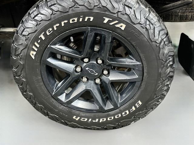Used 2022 Chevrolet Silverado 1500 Custom Trail Boss AWD/4WD image 25