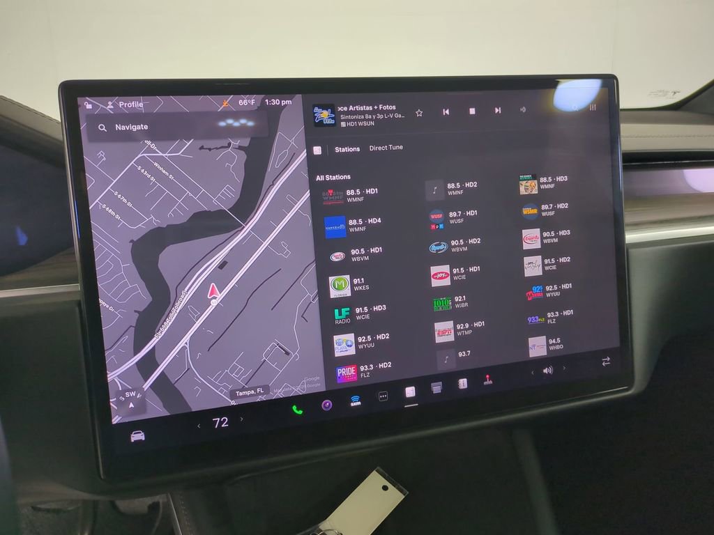 Used 2023 Tesla Model X image 21