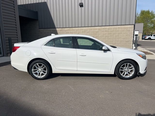 Used 2014 Chevrolet Malibu LT w/ Power Convenience Package FWD image 4