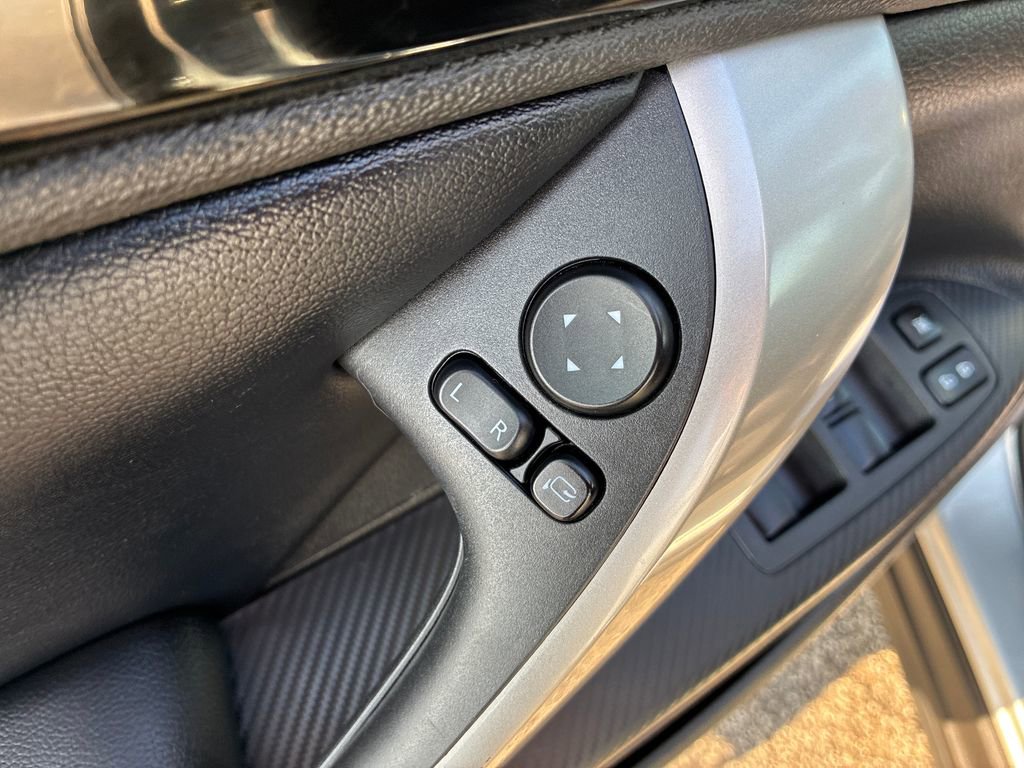 Used 2023 Mitsubishi Eclipse Cross SE image 13