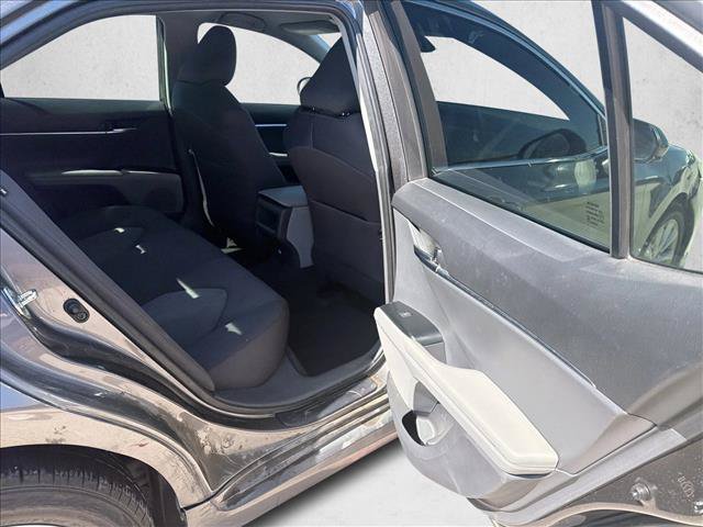 Used 2020 Toyota Camry LE FWD image 20