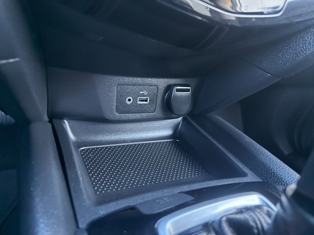 Used 2018 Nissan Rogue SV image 29