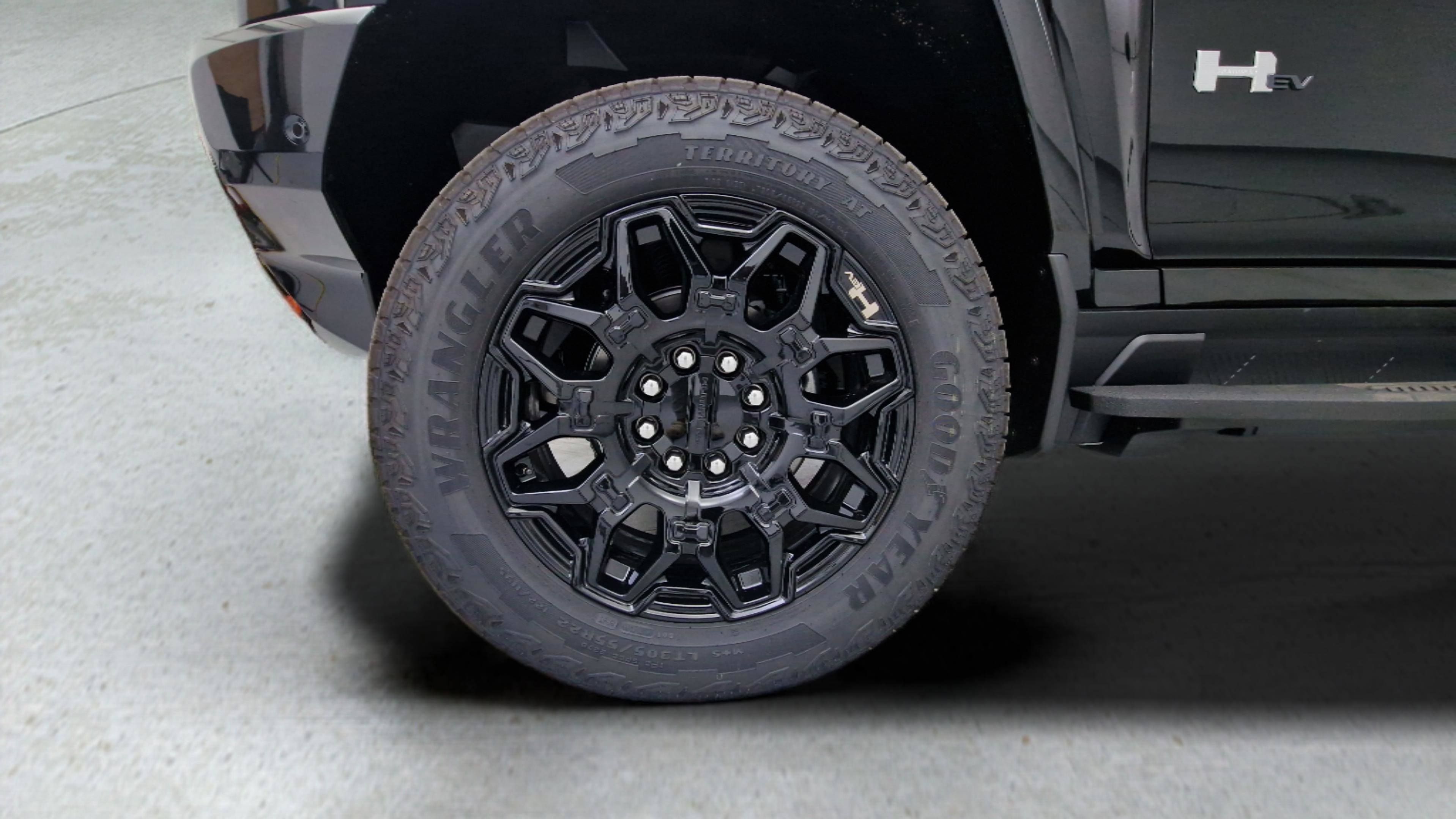 New 2026 GMC Hummer EV 4x4 Crew Cab image 31