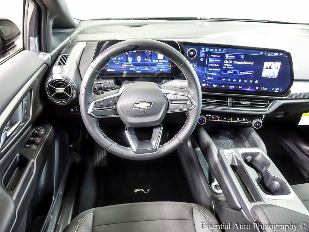 Certified 2026 Chevrolet Equinox EV LT image 12