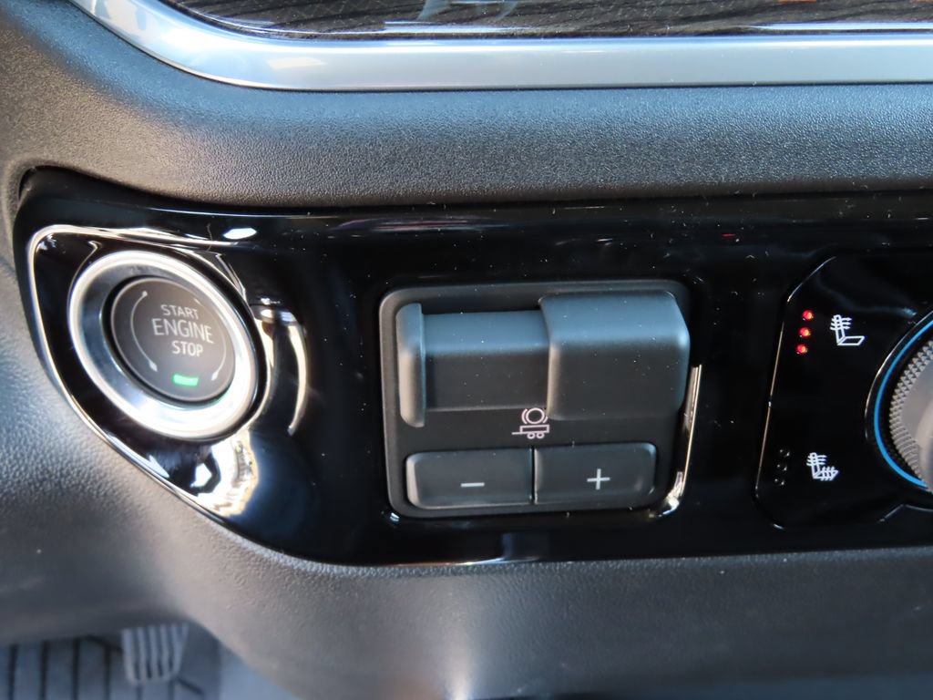 New 2026 Chevrolet Silverado 1500 RST w/ RST All Star Premium Package AWD/4WD image 11