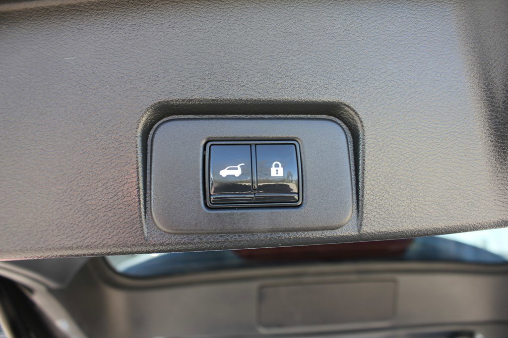 Used 2021 Nissan Rogue Platinum AWD/4WD image 44