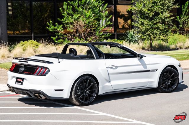 Used 2019 Ford Mustang GT Premium w/ Equipment Group 401A image 3