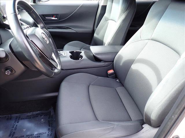 Used 2024 Toyota Venza LE AWD/4WD image 13